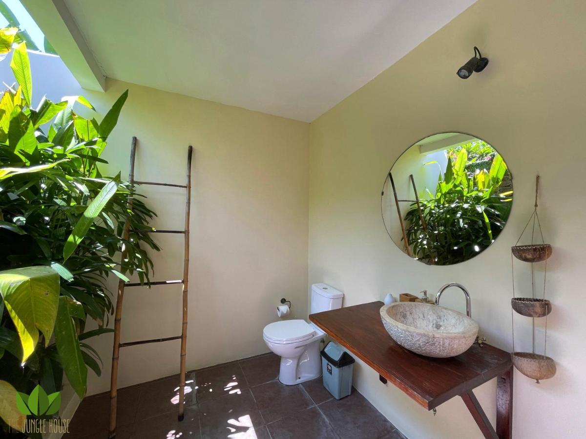 The Jungle House Hostel Canggu Екстериор снимка